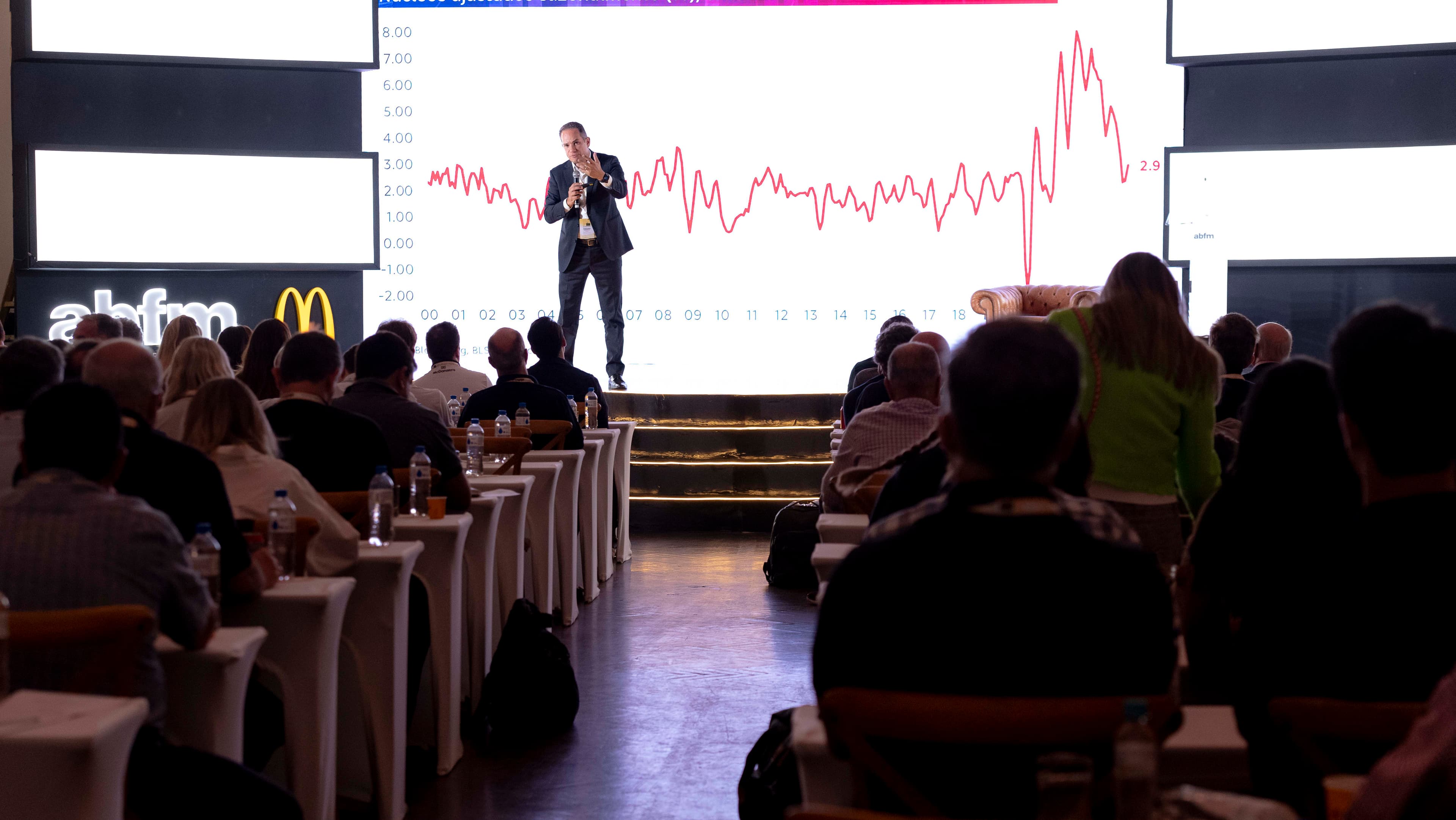 /Users/ellensoares/Downloads/Portfolio evento corporativo