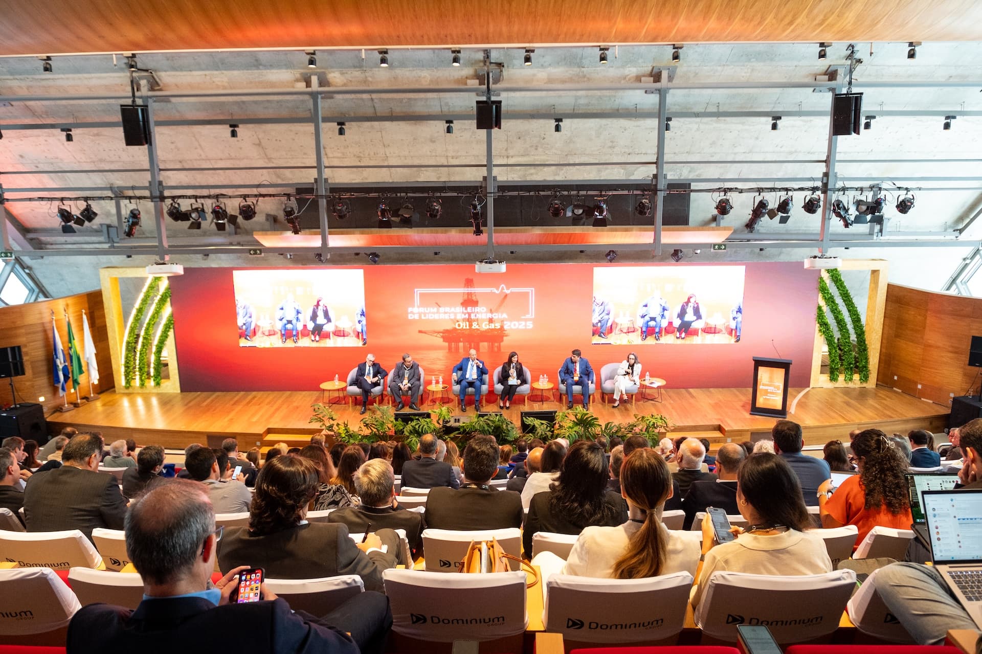 Palestrantes em painel de debate durante Fórum Técnico PPSA